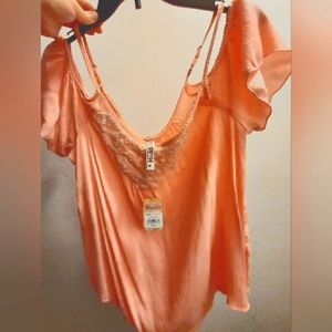 Mudd Crochet Front Cold Shoulder Blouse Coral NEW! Size Medium Top